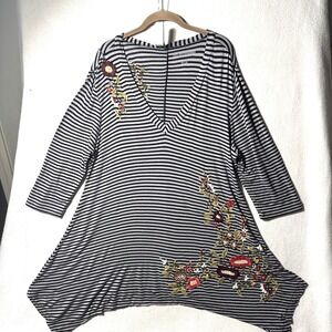 Soft Surroundings XL Stripe Embroidered Floral Tunic Top Sharkbite Lagenlook